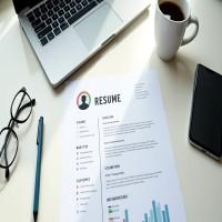 How to Write a Resume That Gets You Hired: 7 Expert Tips & Real Examples